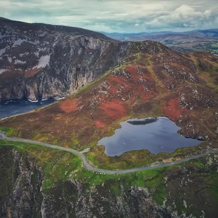 Aras Ghleann Cholm Cille