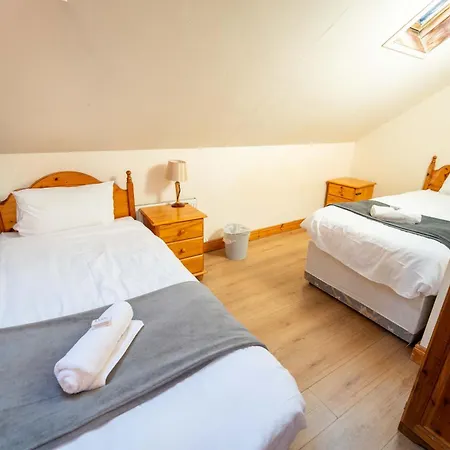 Aras Ghleann Cholm Cille Glencolumbkille