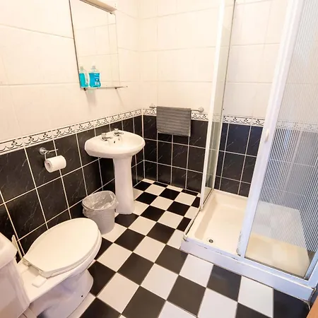 Aras Ghleann Cholm Cille 2* Glencolumbkille