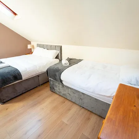 Aras Ghleann Cholm Cille Guest house