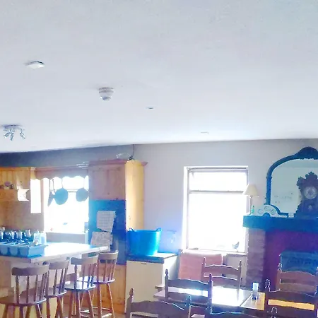 Aras Ghleann Cholm Cille 2* Glencolumbkille