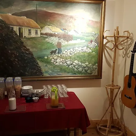Aras Ghleann Cholm Cille Πανσιόν Glencolumbkille