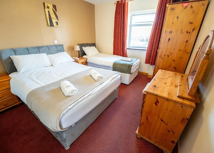 阿拉斯格里恩克尔姆希尔酒店 2*