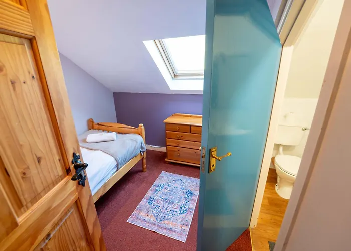 Aras Ghleann Cholm Cille